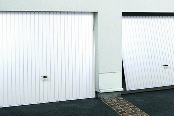 porte-de-garage-basculante-